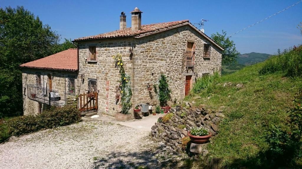 Grannoce Bed And Breakfast Gubbio Luaran gambar